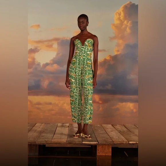 FARM RIO
TYPOGRAPHY STRAPLESS JUMPSUIT - Picture 2 of 6